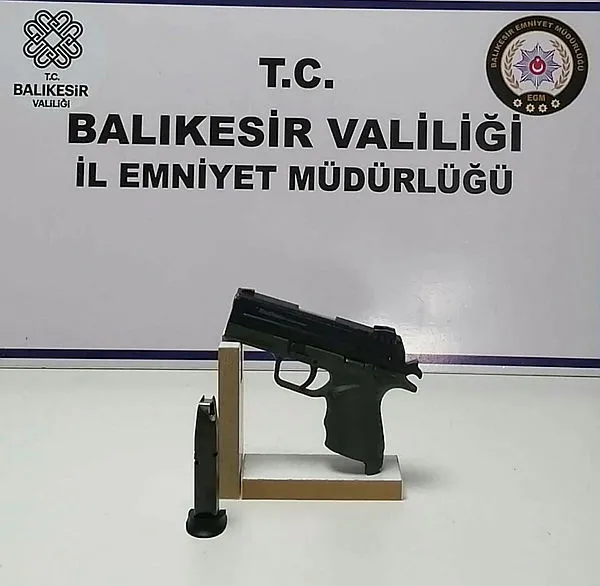 Balıkesir’de polisten 33 şahsa ’Huzur’ operasyonu