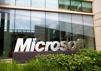 Microsoft, LinkedIn'i satın alıyor