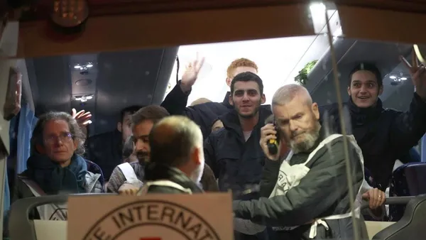 katil-israilden-u-donusu-gazzede-2-aylik-insani-ara-onerisi-1705957455203.jpeg Katil İsrail'den "U" dönüşü! Gazze'de "2 aylık insani ara" önerisi - 4