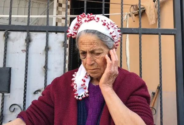 adanada-kan-donduran-olay-kanser-hastasi-yasli-kadini-once-bayiltana-kadar-dovdu-ardindan-altinlarini-caldi-1672649993890.jpg Adana’da kan donduran olay! Kanser hastası yaşlı kadını önce bayıltana kadar dövdü ardından altınlarını çaldı - 6