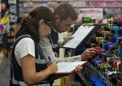 Ticaret Bakanlığı velileri kırtasiye alışverişinde uyardı! Üretici bilgisi, kullanım talimatı ve yaş işareti kontrol edilmeli