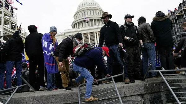 ABD’de yer yerinden oynayacak! Donald Trump yeni parti kuruyor: Mustafa Tanyeri partinin yeni adını ve amblemini canlı yayında açıkladı