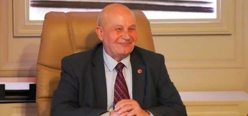 CHP'li Bilecik Belediyesi'nde skandallar bitmiyor! Yeni başkanın da başkanlığı düştü