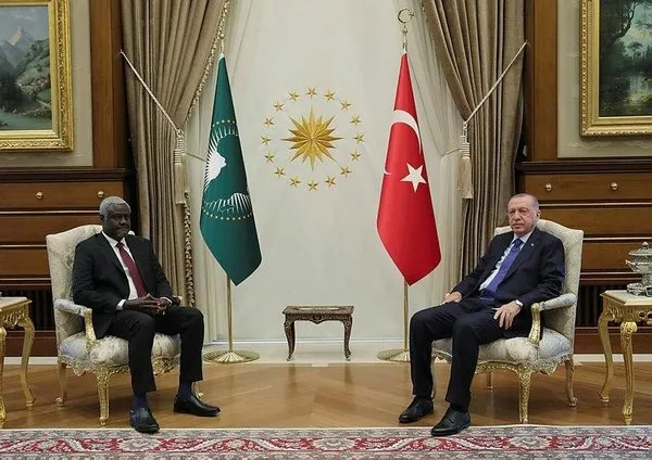 Son dakika: Başkan Erdoğan Afrika Birliği Komisyonu Başkanı Moussa Faki Mahamat’ı kabul etti - 1