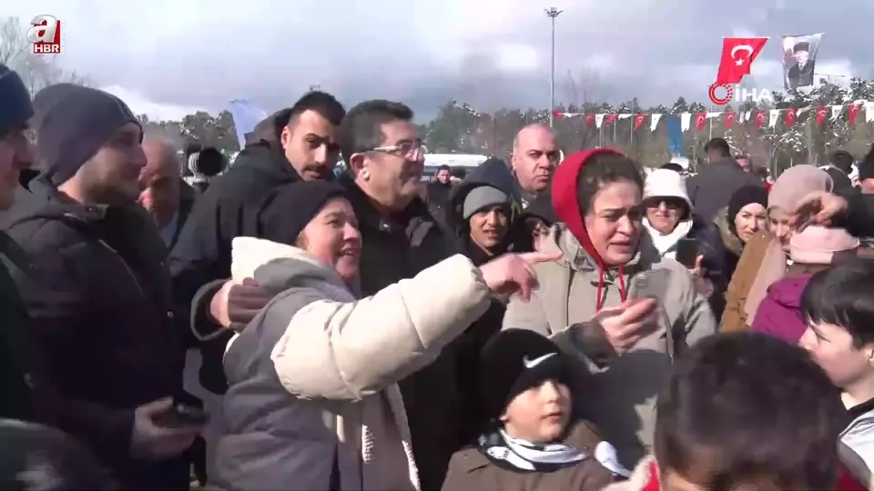 Kar topu şenliğinde doyasıya eğlence