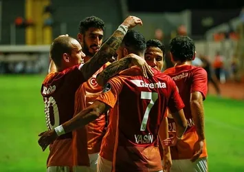 Aslan Manisa'da kükredi!