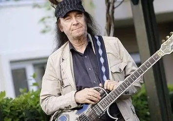 Başkan Recep Tayyip Erdoğan'ın İstanbul zaferindeki seçim şarkısı! Usta sanatçı Erkin Koray imzası...