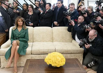 Sosyal medya Melania Trump ile dalga geçti