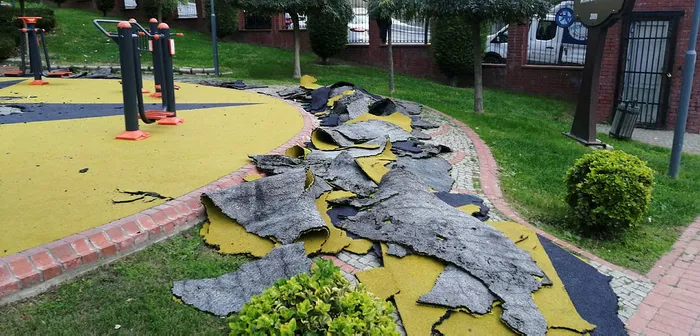 İstanbul Küçükçekmece’deki çocuk parkında PKK sembolleri! Başsavcılık soruşturma başlattı