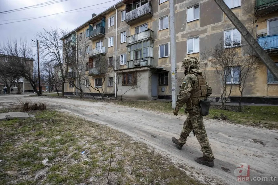 Ukraynalıların Rusya korkusu! Bombardıman... 25