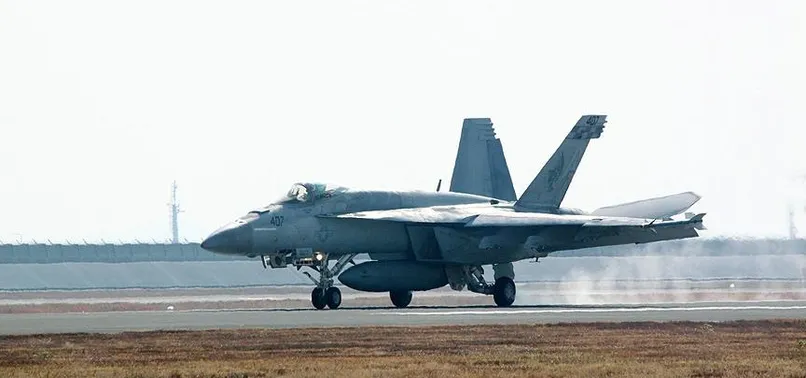 İki ABD uçağı Japonya açıklarında çarpıştı