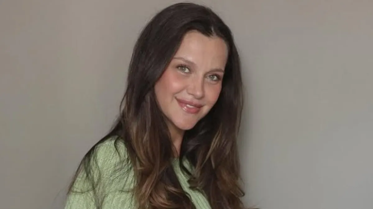 İrem Helvacıoğlu ve minik kızı Sora'dan yeni kare