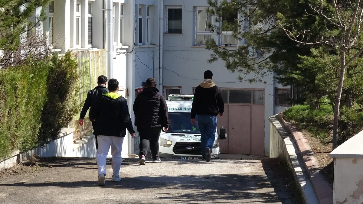 Malatya'da kan donduran olay! Baba-oğul tartışması cinayetle sonlandı