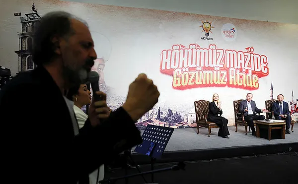 baskan-erdogandan-bilecikteki-genclerle-bulusma-programinda-son-dakika-aciklamalari-1675015787437.jpg Başkan Erdoğan'dan İsveç'e net NATO mesajı: "Finlandiya hakkında farklı bir mesaj verdiğimizde şok olacaklar" - 10