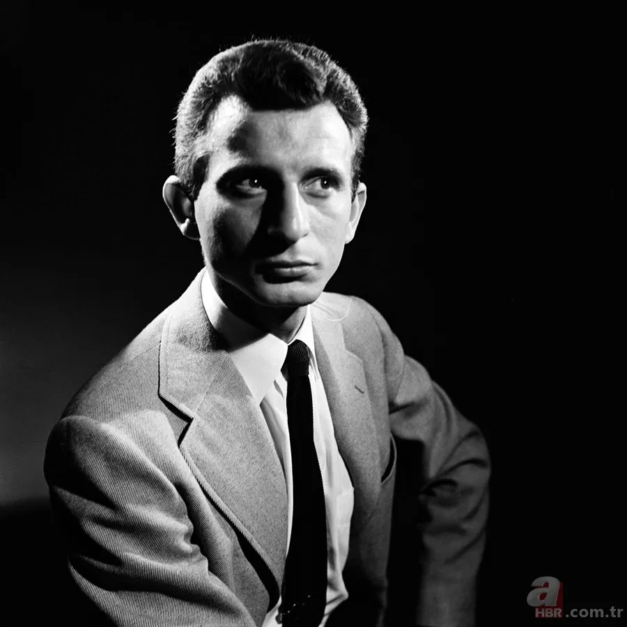 Futbol sahalarından sahnelere: Hollywood'u bıraktı ömrünü Türk tiyatrosuna adadı 4