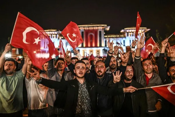 baskan-erdoganin-secim-basarisi-abd-basininda-turkiyenin-erdogani-yine-kazandi-1685331136661.jpg