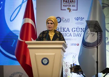 Emine Erdoğan'a "Yılın Kişisi" ödülü