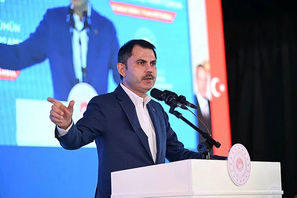 cumhur-ittifaki-ibb-baskan-adayi-murat-kurum-kentsel-donusum-toreninde-konustu-istanbulda-tek-bir-sagliksiz-ya-1707491412890.jpg Cumhur İttifakı İBB Başkan adayı Murat Kurum'dan kentsel dönüşüm mesajı: İstanbul'da tek bir sağlıksız yapı bırakmayacağız - 5