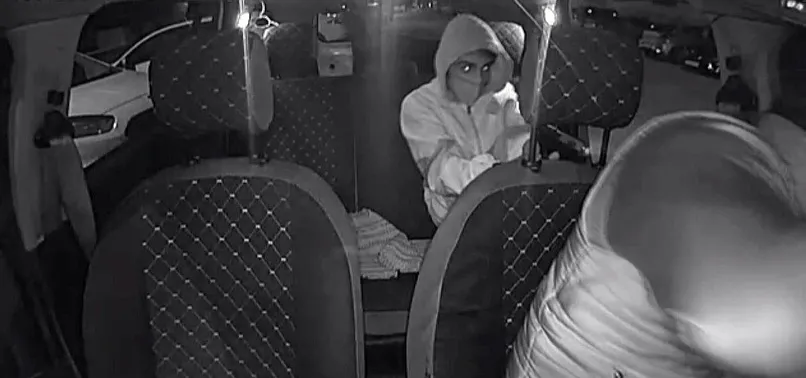 Takside kan donduran olay! Acıyıp arabasına almıştı Bakan Koca acı haberi duyurdu | Saldırgan gözaltına alındı