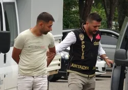 Darp ettikten sonra üzerine kaynar su dökmüş! Antalya'daki korkunç olayda cani tutuklandı