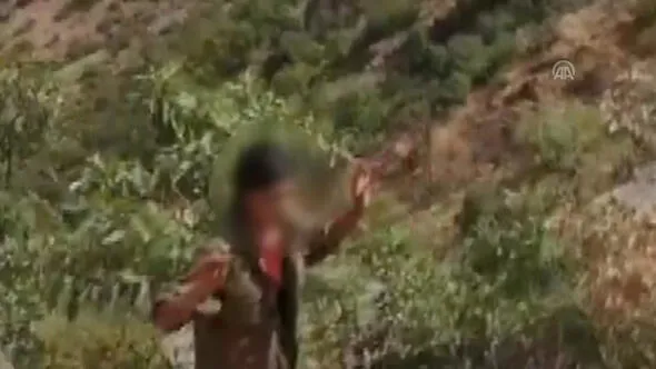 Mehmetçik'ten yaralı teröriste şefkat eli - 1