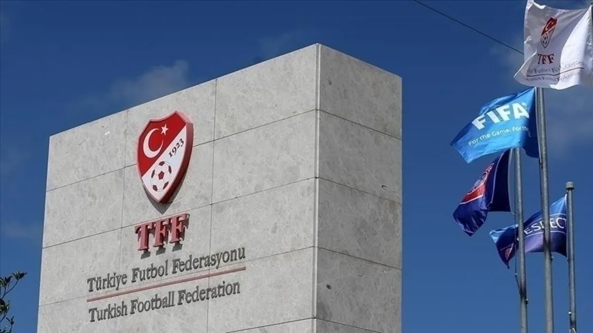 SON DAKİKA PFDK cezaları açıklandı Fenerbahçe'ye ceza yağdı