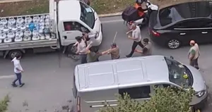 Sözlü tartışma sopalı kavgaya dönüştü