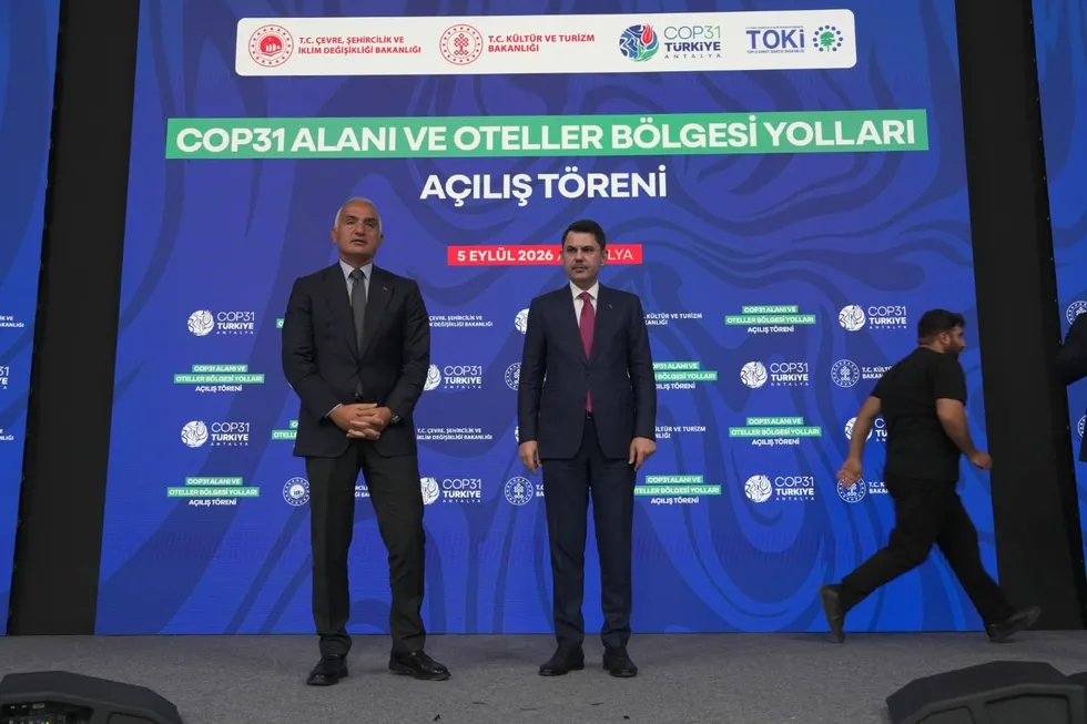 antalyaya-192-milyar-liralik-kultur-ve-turizm-yatirim-1788599098861.jpeg Antalya’ya 19,2 milyar liralık kültür ve turizm yatırımı! - 3