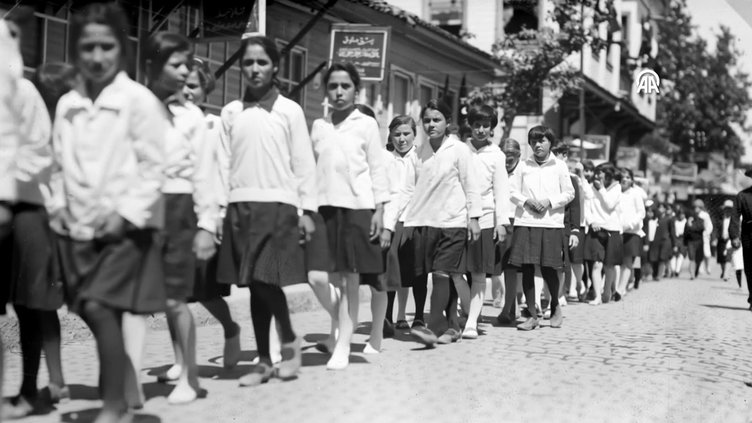 Las fotos del archivo fueron animadas con inteligencia artificial.