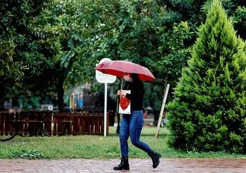 Meteoroloji'den sağanak yağmur uyarısı! Hangi illere yağmur yağacak?