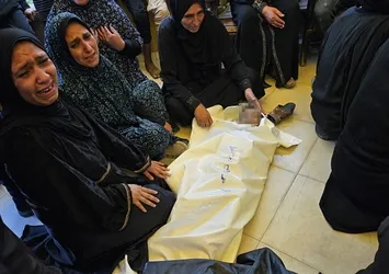 İsrail 14 Filistinliyi daha katletti