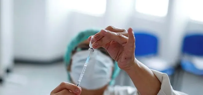 İngilizlerin ’karışık aşı’ deneylerine DSÖ’den flaş açıklama