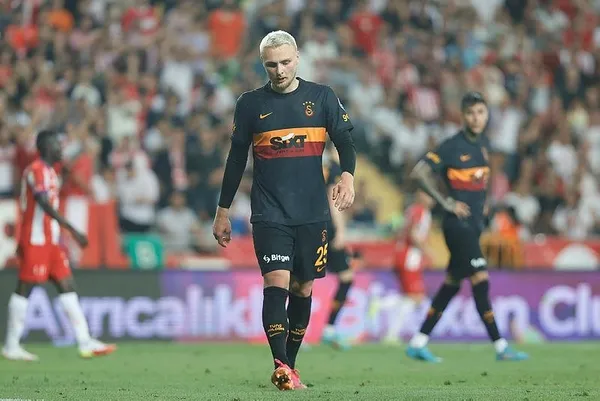 1660032457921.jpeg Galatasaray'da Erden Timur'dan Arda Turan, Alexis Sanchez, Nelsson, Mertens ve Torreira açıklaması - 4