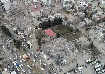 CHP'li Aydın Büyükşehir Belediyesi'nden vicdanları yaralayan karar! Can kurtardı işten kovuldu | AFAD gönüllüsüne AK Parti sahip çıktı