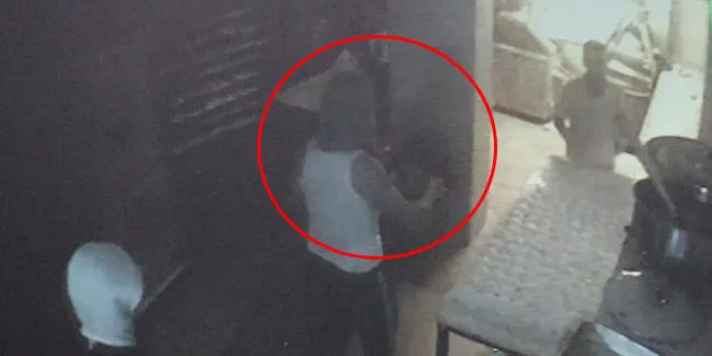 İstanbul'da hırsızlar fırını soydu, işçiler ekmek yapmaya devam ettiler - 2