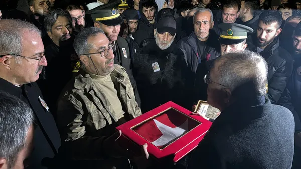 Şehit babası oğlu Kemal Aslan ile son görüşmesini anlattı: İzne gelmek istiyordu temelli geldi