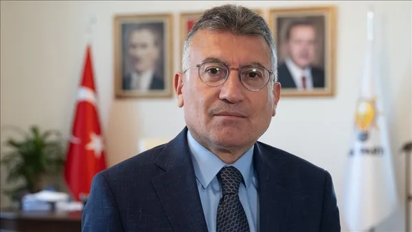 son-dakika-ak-partiden-80-maddelik-yasa-teklifi-ak-parti-grup-baskani-abdullah-guler-acikladi-1700828698720.jpg Son dakika | Çalışan emeklilere 5 bin TL | AK Partili Güler açıkladı: Detaylı çalışma var - 1