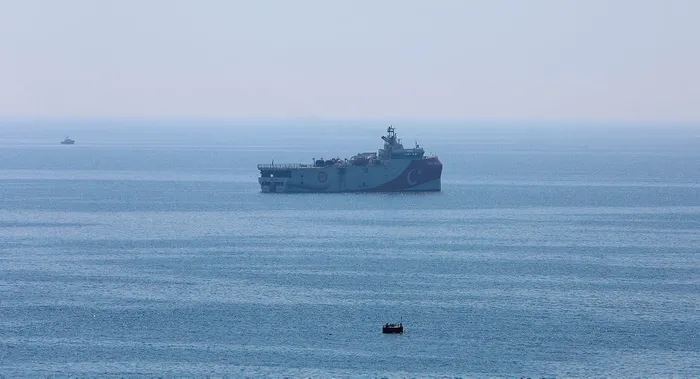 Son dakika: Akdeniz’de son durum! Oruç Reis açığa demirledi