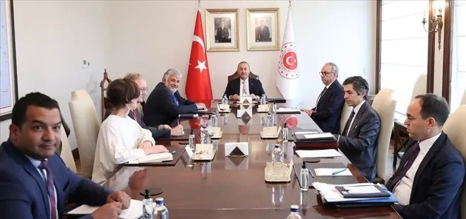 Dışişleri Bakanı Mevlüt Çavuşoğlu, BM Karadeniz Tahıl Girişimi Koordinatörü Abdulla ile görüştü