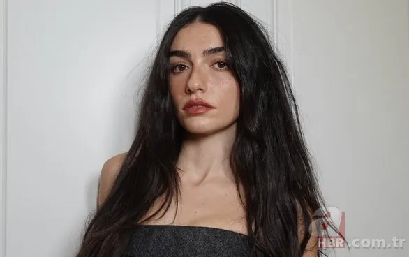 İnci Taneleri Dilber'i Hazar Ergüçlü annesinin birebir kopyası çıktı! 1