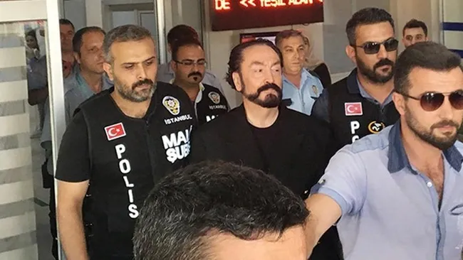 Adnan Oktar'ın avukatları soruşturmadaki polisleri “FETÖ’cü ve gizli yapı” diyerek hedef almışlar - 2