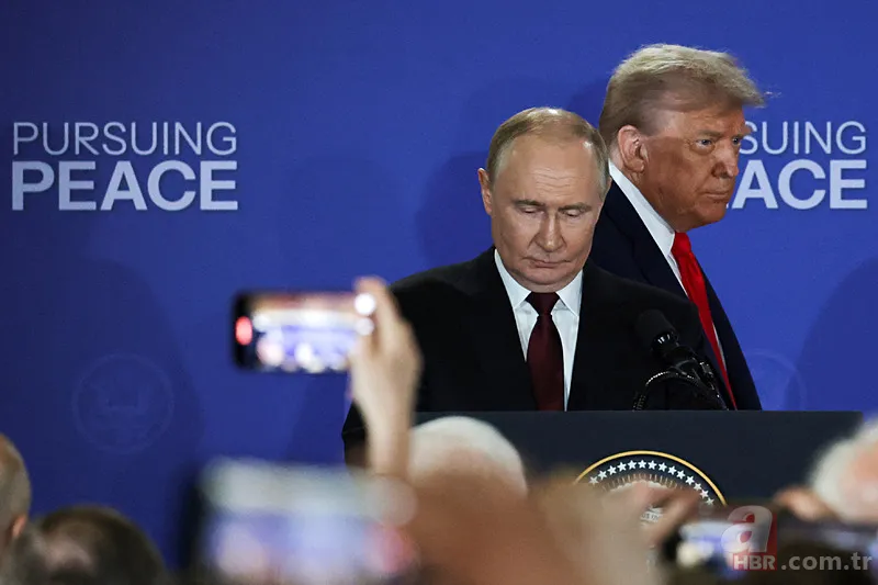 Trump-Putin zirvesinin gizli belgeleri otel yazıcısında unutuldu! Sürpriz hediye ortaya çıktı 13