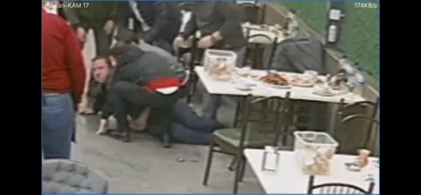 Samsun'da korkunç anlar! Nefes borusuna ekmek kaçan müşterisini böyle kurtardı - 1