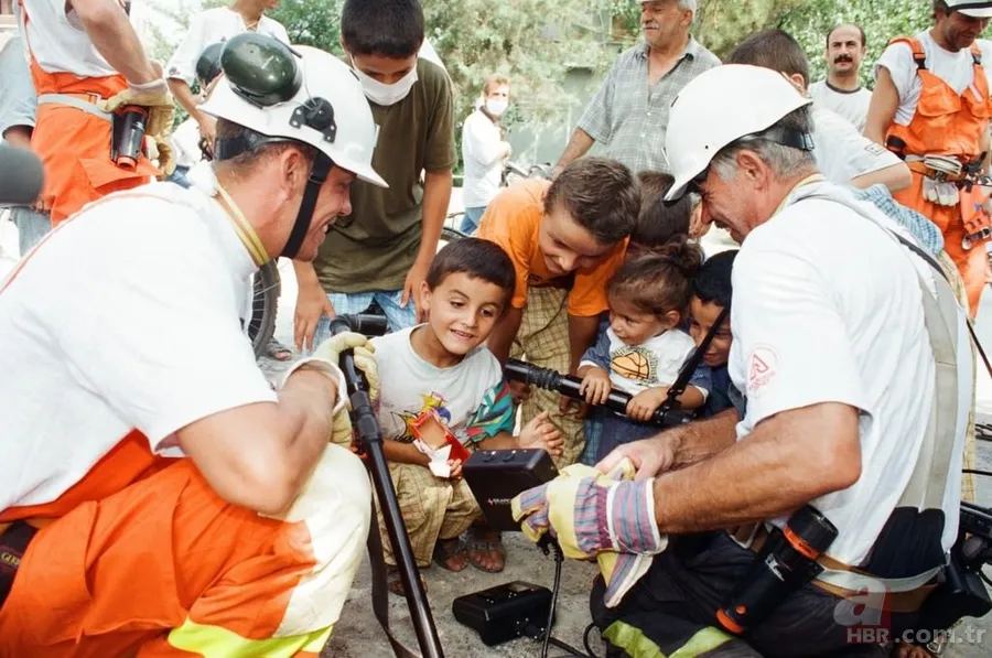 Marmara Depremi'nin 16. yılı 19