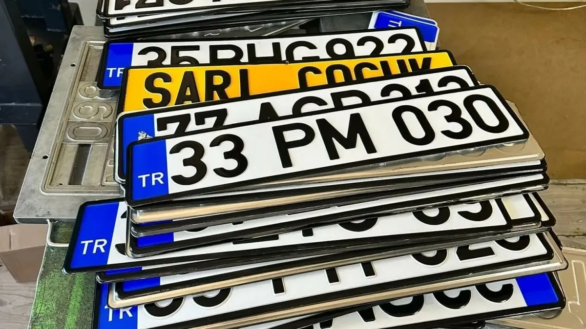 Talimat Bakan Çiftçi'den! APP plaka cezalarında yeni karar: 1 Nisan’a kadar ceza yok