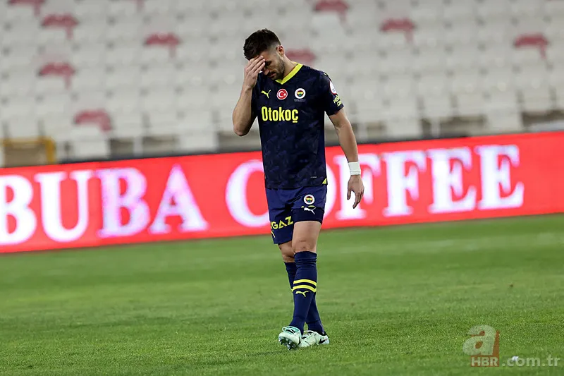 Fenerbahçe'de büyük kriz! Yıldız isimler kazan kaldırdı: İsmail Kartal varsa biz yokuz 5