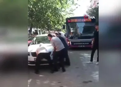 Duyarsız sürücü trafiği kilitledi