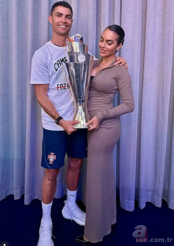 10 yıl bekletmişti! Ronaldo'dan düğün öncesi dudak uçuklatan jest 6