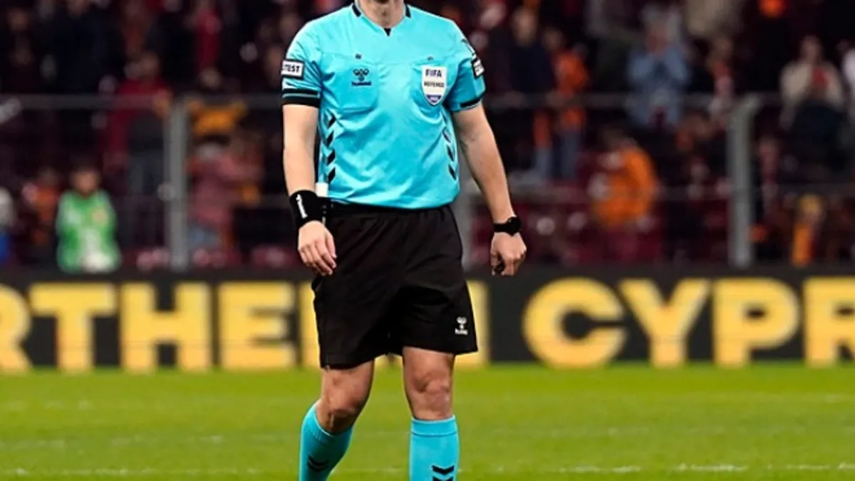 Fenerbahçe - Trabzonspor maçının hakemi belli oldu! İşte Süper Lig'de 30. haftanın hakemleri