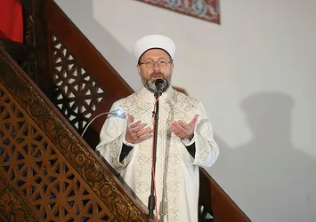 Adana Barosu Diyanet İşleri Başkanı Prof. Dr. Ali Erbaş'ı hedef alan tweeti sildi! Hakaret açıklamaları internet sitesinde